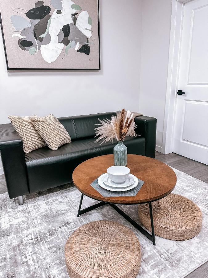 Apartment Brand New 2 Bedroom Basement In *